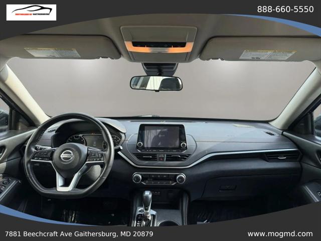2021 Nissan Altima SR FWD