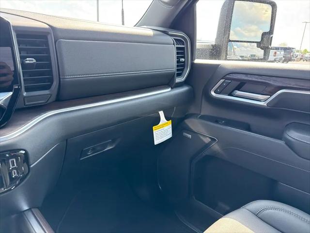 2026 GMC Sierra 3500HD Crew Cab, Long Bed, SLT Dual Rear Wheel, 4WD