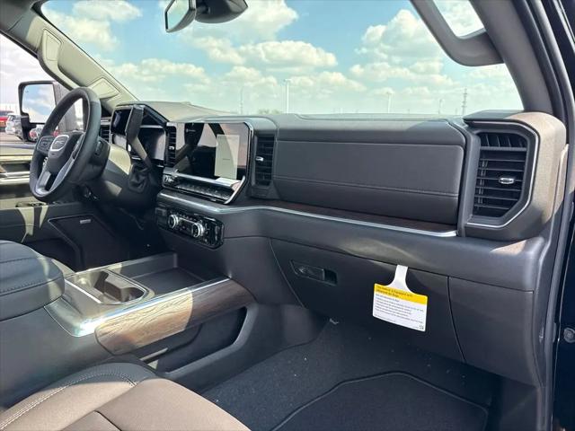 2026 GMC Sierra 3500HD Crew Cab, Long Bed, SLT Dual Rear Wheel, 4WD
