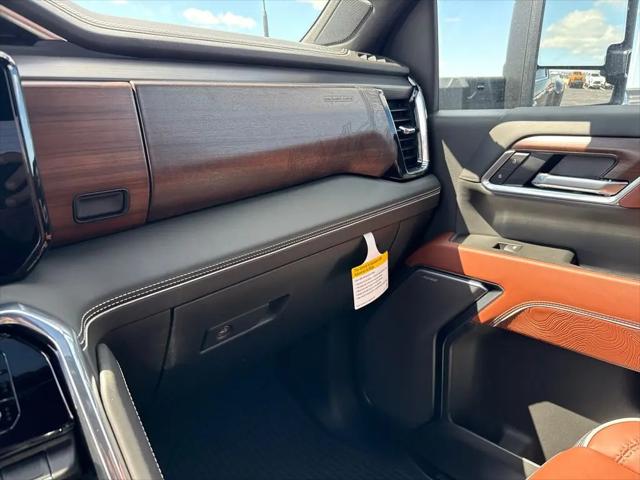 2026 GMC Sierra 3500HD Crew Cab, Long Bed, Denali Ultimate Dual Rear Wheel, 4WD
