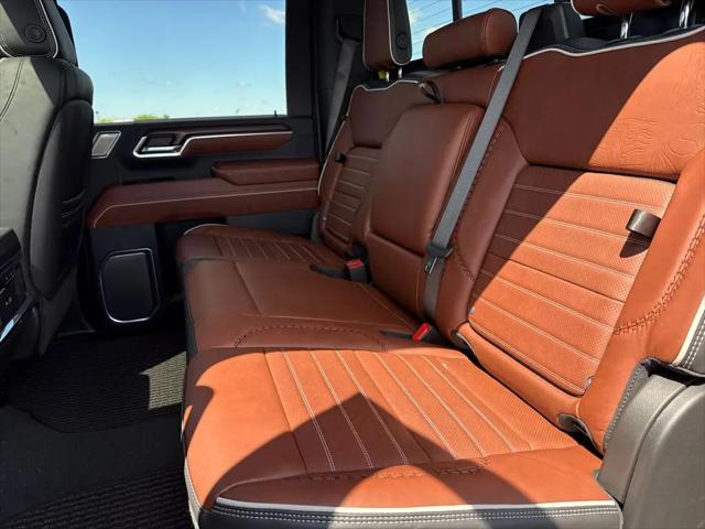 2026 GMC Sierra 3500HD Crew Cab, Long Bed, Denali Ultimate Dual Rear Wheel, 4WD