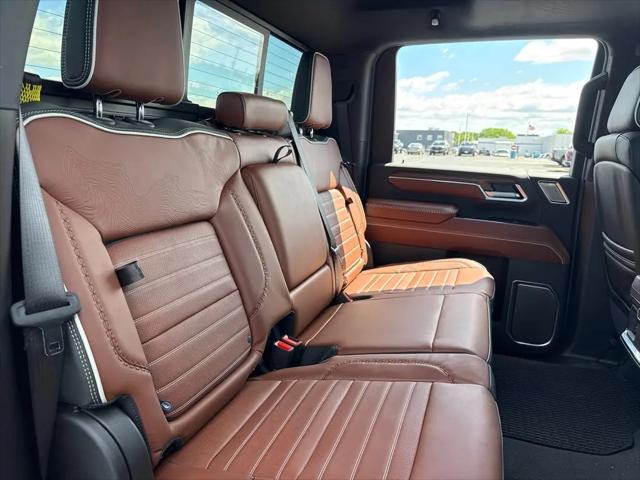 2026 GMC Sierra 3500HD Crew Cab, Long Bed, Denali Ultimate Dual Rear Wheel, 4WD