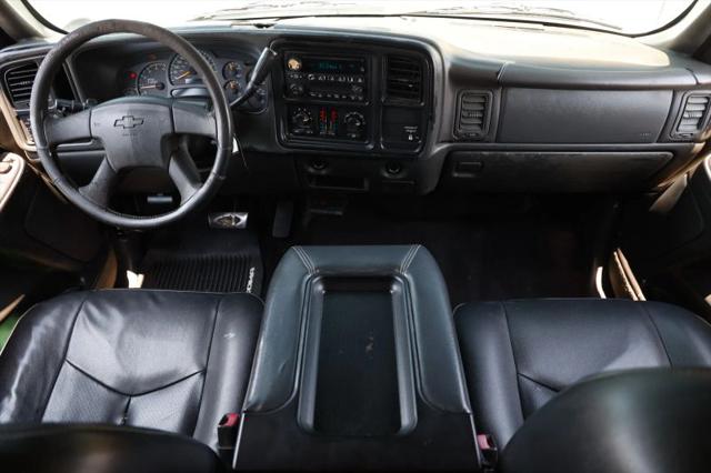 2004 Chevrolet Silverado 2500HD LS