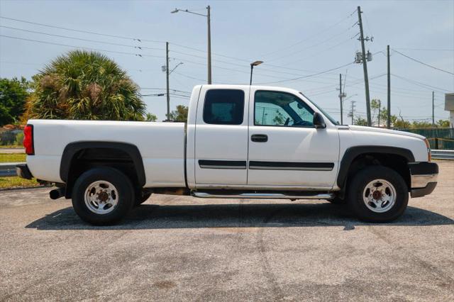 2004 Chevrolet Silverado 2500HD LS