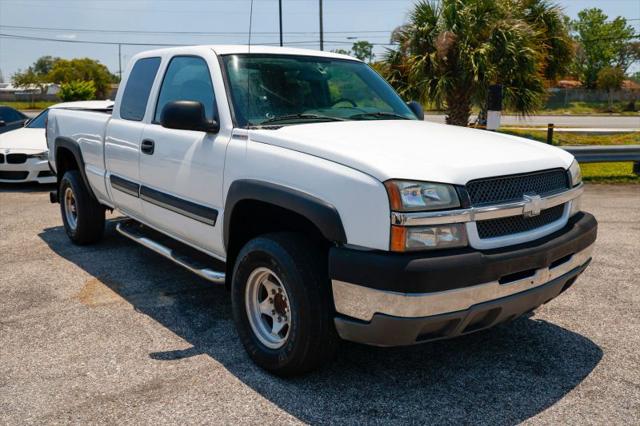 2004 Chevrolet Silverado 2500HD LS