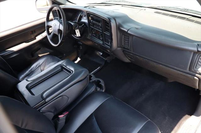 2004 Chevrolet Silverado 2500HD LS