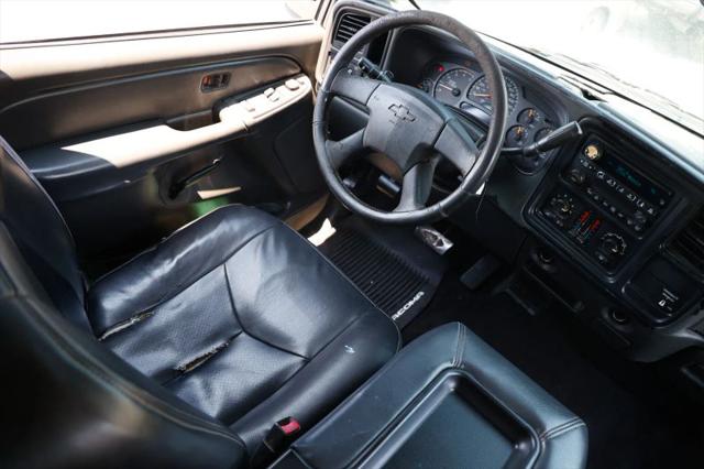2004 Chevrolet Silverado 2500HD LS
