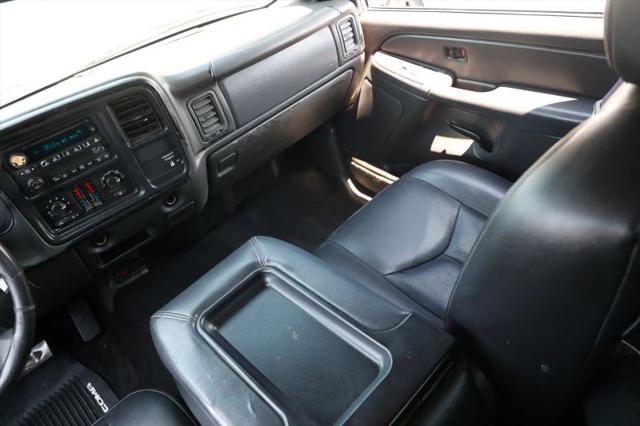2004 Chevrolet Silverado 2500HD LS