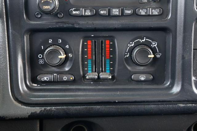 2004 Chevrolet Silverado 2500HD LS