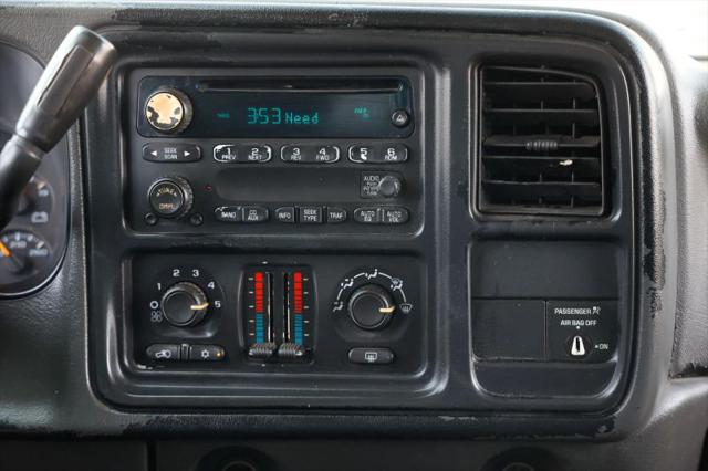2004 Chevrolet Silverado 2500HD LS