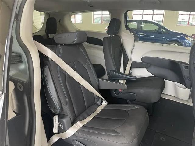 2021 Chrysler Pacifica Touring