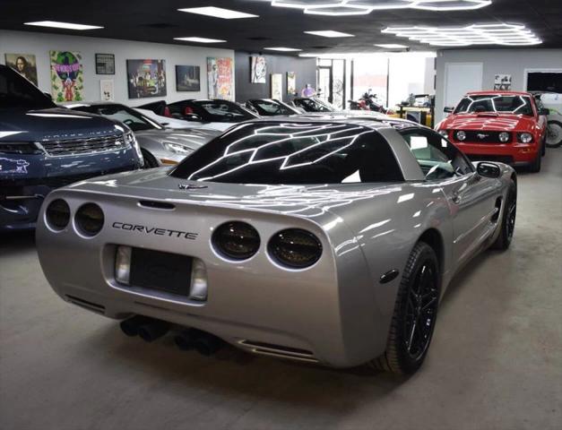 2000 Chevrolet Corvette Base
