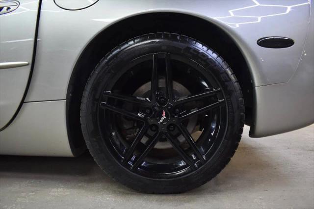2000 Chevrolet Corvette Base
