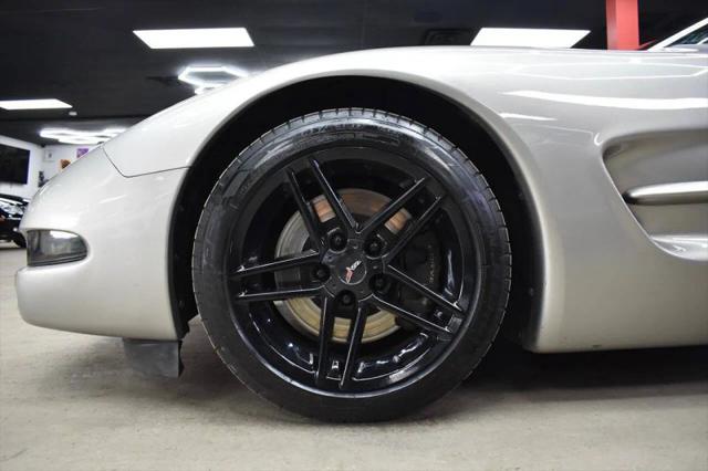 2000 Chevrolet Corvette Base