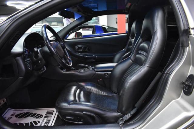 2000 Chevrolet Corvette Base
