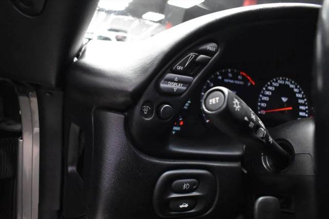 2000 Chevrolet Corvette Base