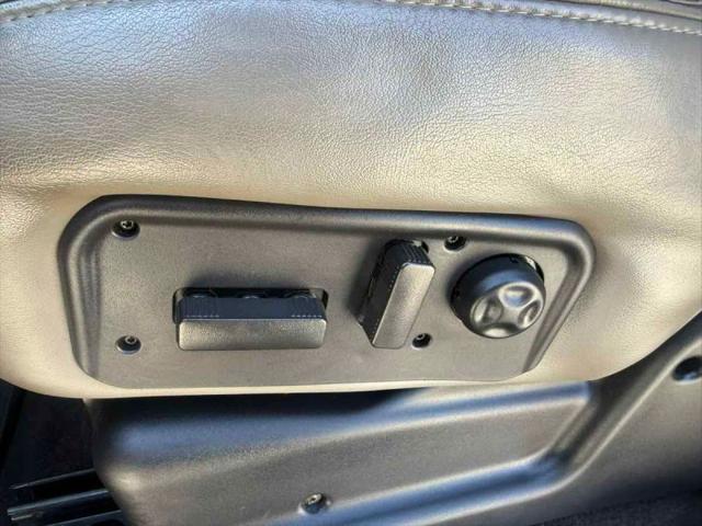 2005 HUMMER H2 Base