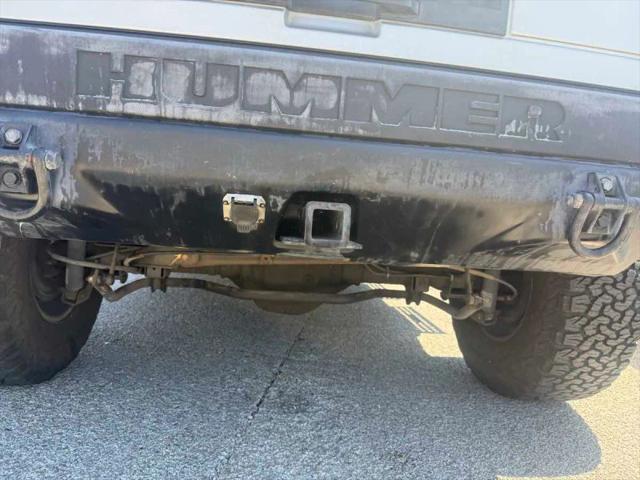 2005 HUMMER H2 Base