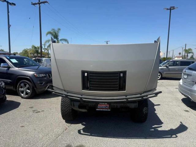 2005 HUMMER H2 Base