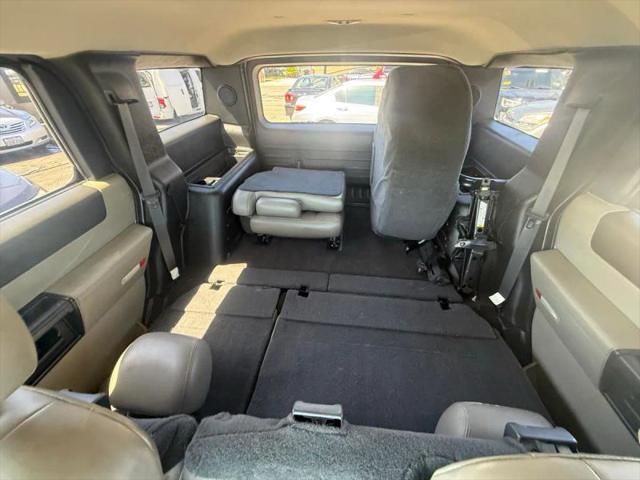 2005 HUMMER H2 Base