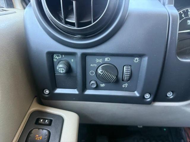 2005 HUMMER H2 Base