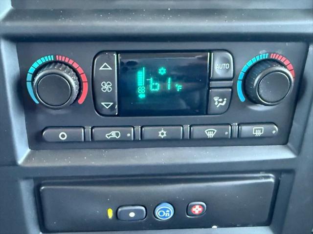2005 HUMMER H2 Base