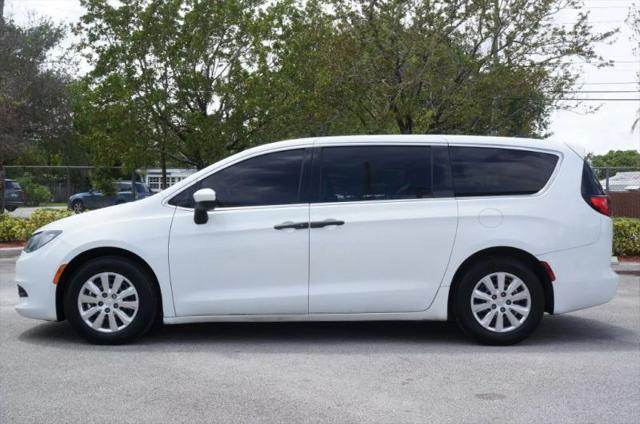 2021 Chrysler Voyager L