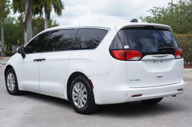 2021 Chrysler Voyager L