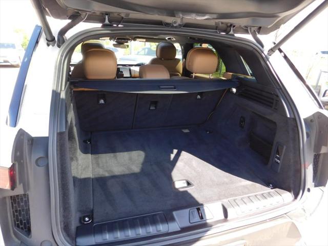 2025 Land Rover Range Rover Sport P360 SE