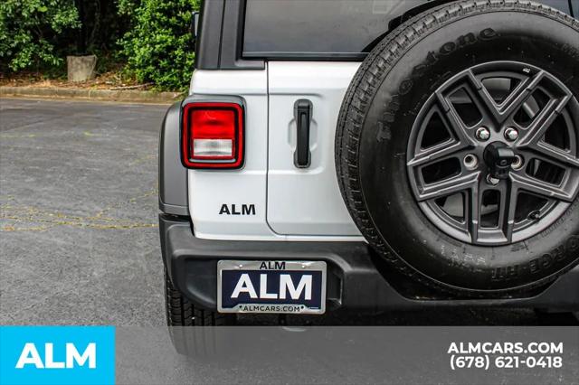 2025 Jeep Wrangler 4-Door Summit 4x4