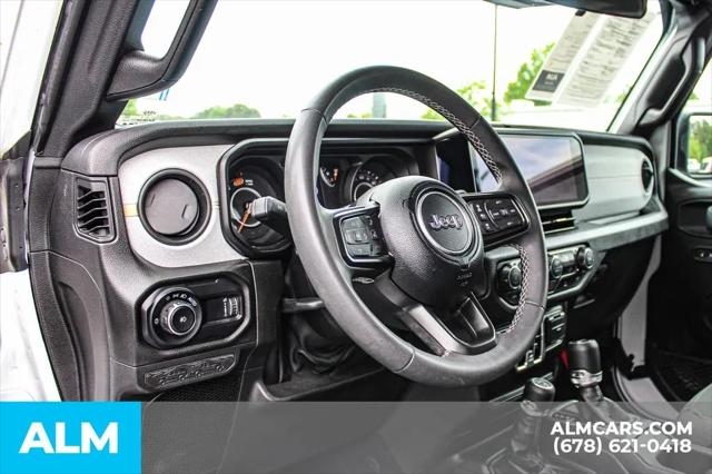 2025 Jeep Wrangler 4-Door Summit 4x4