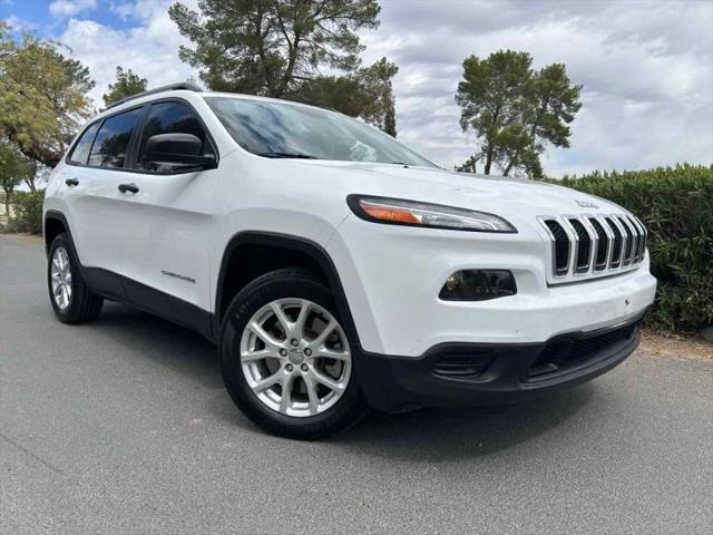 2016 Jeep Cherokee Sport