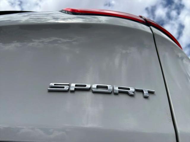 2016 Jeep Cherokee Sport
