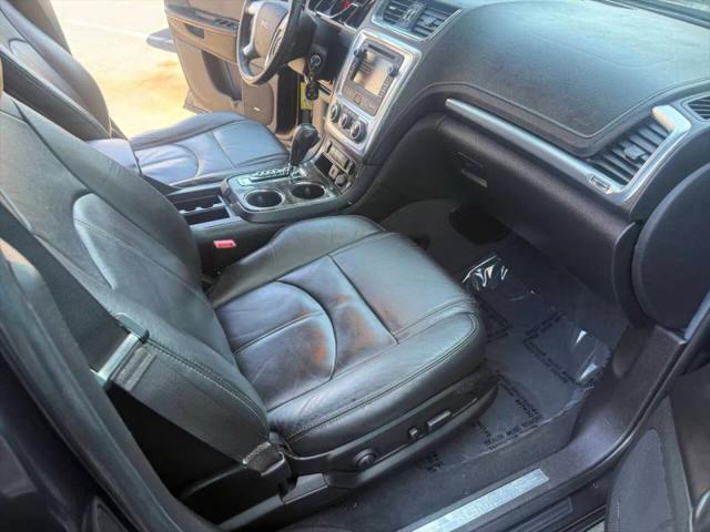 2016 GMC Acadia SLT-1