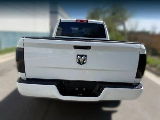2017 Ram 1500 Express Quad Cab 4x4 6'4" Box