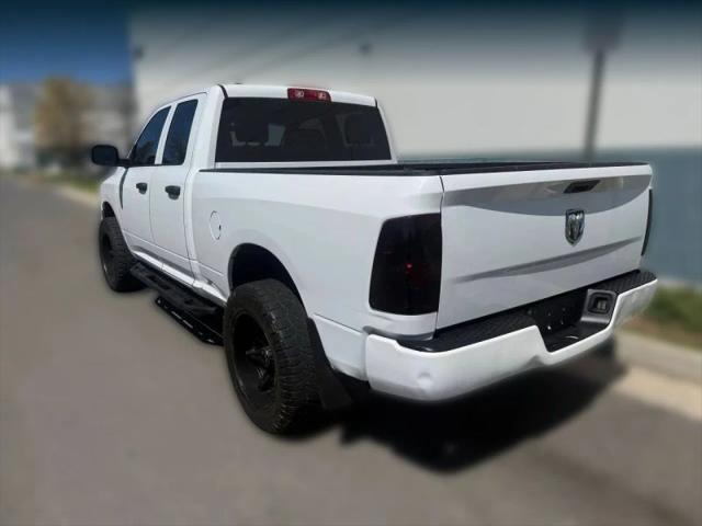 2017 Ram 1500 Express Quad Cab 4x4 6'4" Box