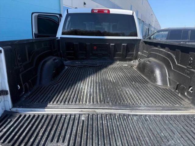 2017 Ram 1500 Express Quad Cab 4x4 6'4" Box