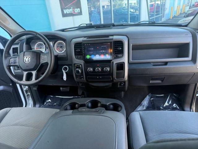 2017 Ram 1500 Express Quad Cab 4x4 6'4" Box