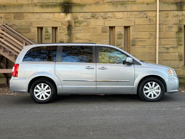 2015 Chrysler Town & Country Touring