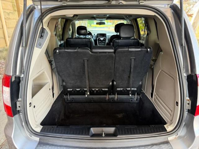 2015 Chrysler Town & Country Touring