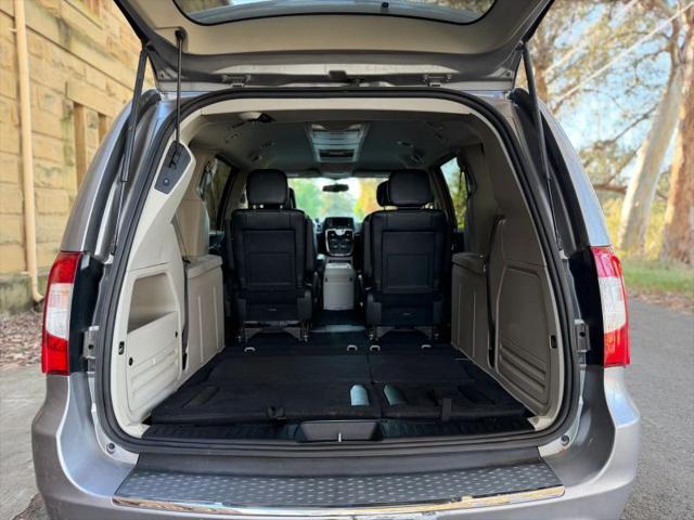 2015 Chrysler Town & Country Touring