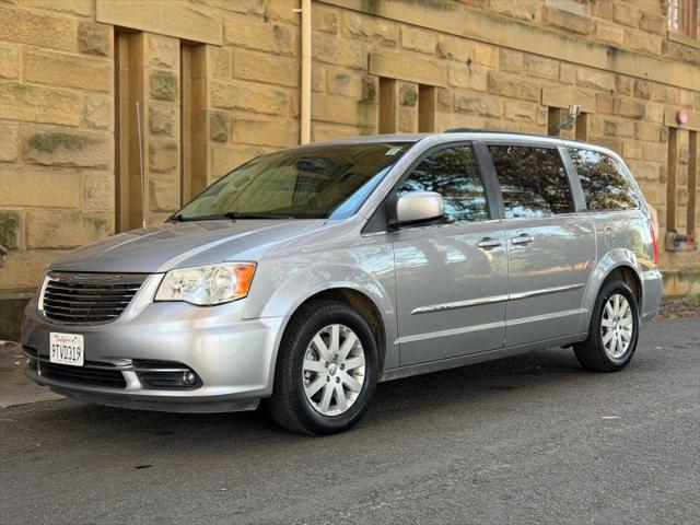 2015 Chrysler Town & Country Touring