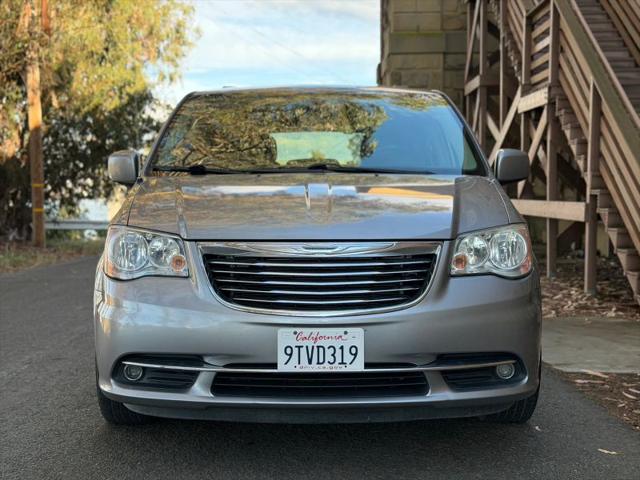 2015 Chrysler Town & Country Touring