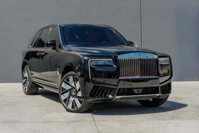2025 Rolls-Royce Cullinan Base