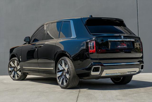 2025 Rolls-Royce Cullinan Base