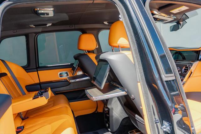 2025 Rolls-Royce Cullinan Base