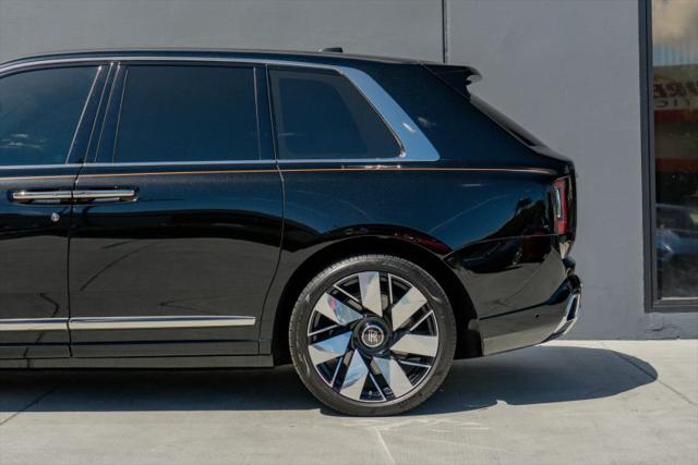 2025 Rolls-Royce Cullinan Base