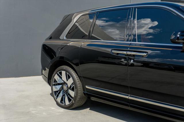 2025 Rolls-Royce Cullinan Base
