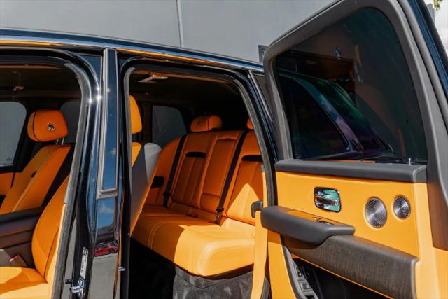 2025 Rolls-Royce Cullinan Base