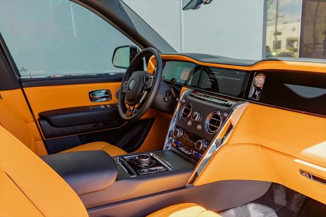 2025 Rolls-Royce Cullinan Base